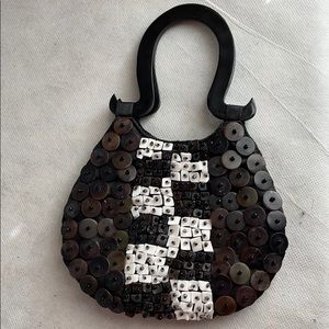 Lovely cute  black pearl shell bag lucite handle